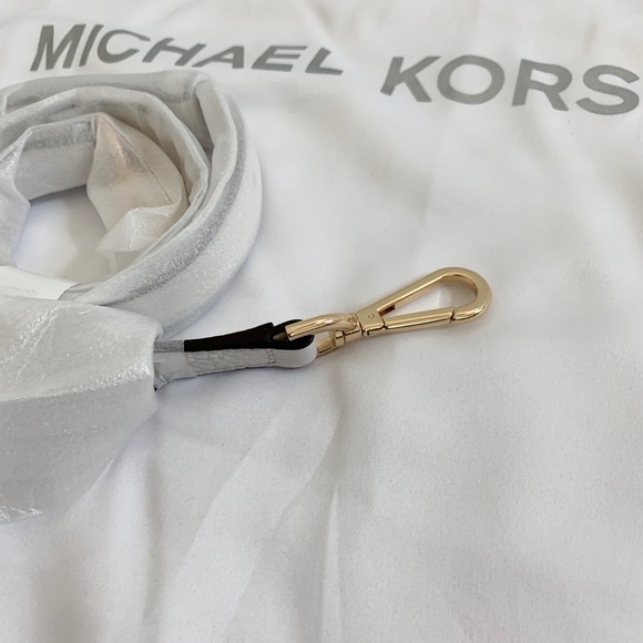 Michael Kors Handbag - Picture 6 of 6